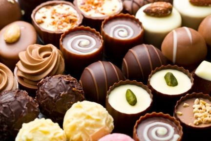 總是忍不住想吃巧克力？渴望這5種食物，其實是身體缺乏營養素的警訊