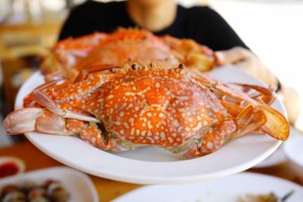 入秋吃螃蟹！營養價值雖高，但「這些」族群食用要小心：掌握正確料理，也能健康吃