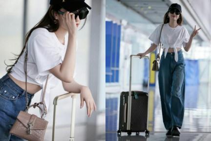 劉亦菲「機場行頭」總價350萬台幣！「白T＋牛仔褲」大秀性感小蠻腰，網驚：穿了一套房