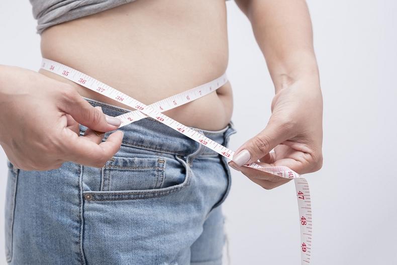 別管體重了，「腰臀比」超過這數字就是胖！2招教你速剷最難減的內臟脂肪