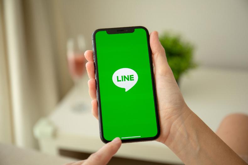 深夜傳LINE不怕吵到朋友！官方新推iOS「無聲訊息」，簡單2步驟設定快學起來