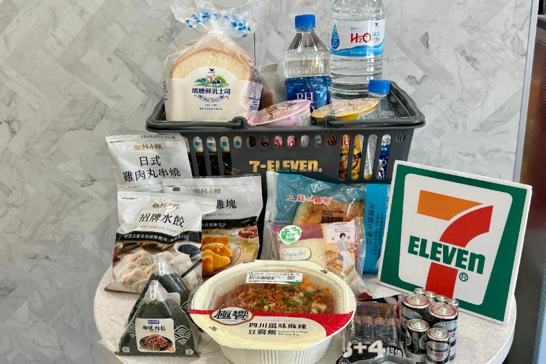 蘇拉颱風來襲，3大超商「買一送一」防颱優惠懶人包！罐頭、瓶裝水、泡麵吐司下殺
